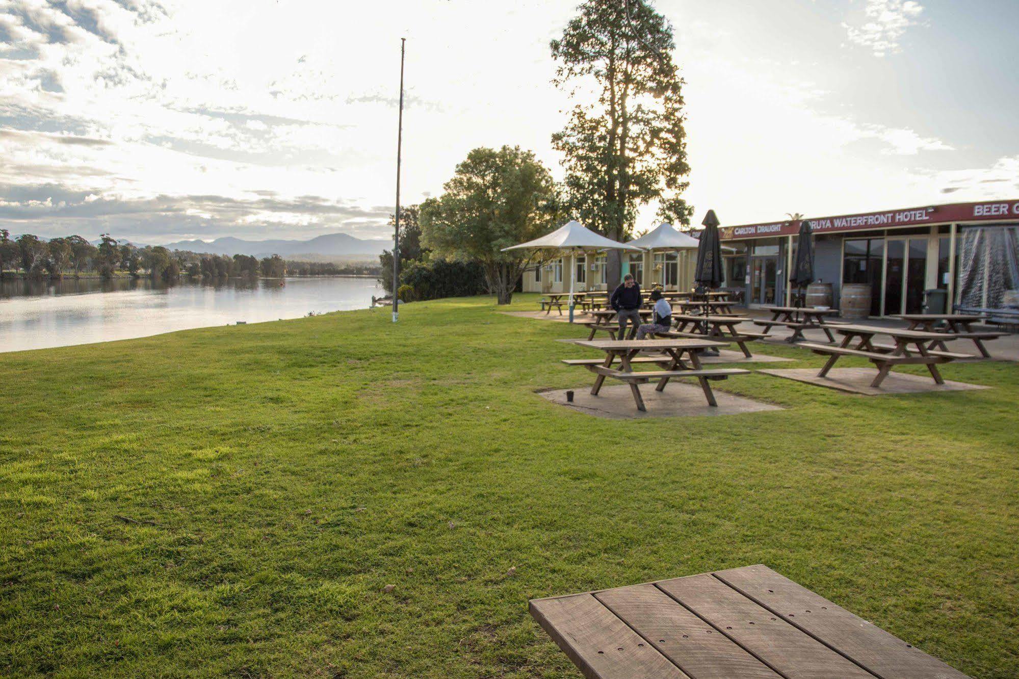 Moruya Waterfront Hotel Motel Экстерьер фото